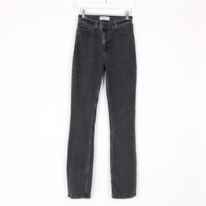 Abercrombie & Fitch 90’s Slim Straight Ultra High Rise Jeans